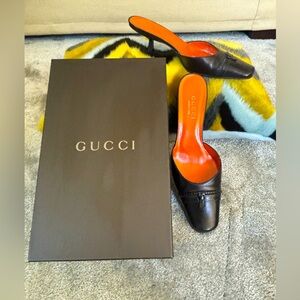Pristine Vintage Gucci Black Leather Mules with Orange Leather Lining EU 38.5
